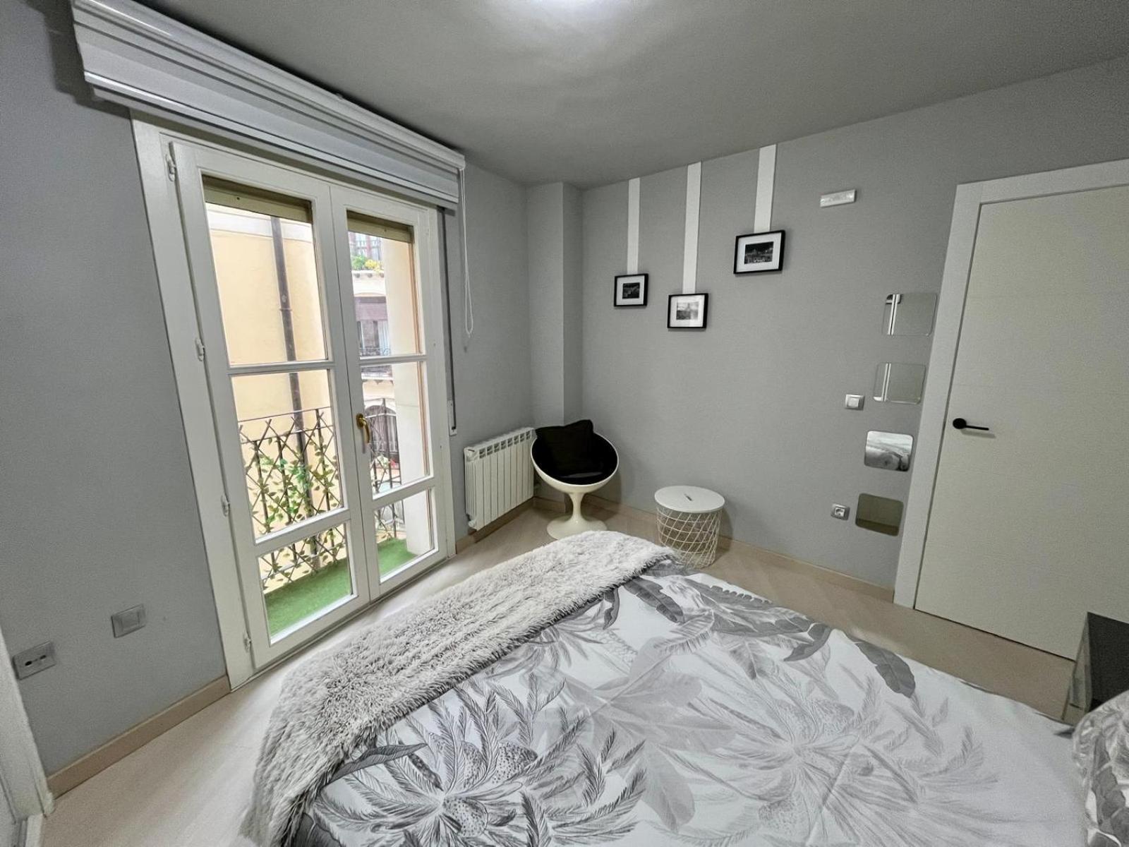 L&D -Parking Incluido- Apartman Tudela Kültér fotó