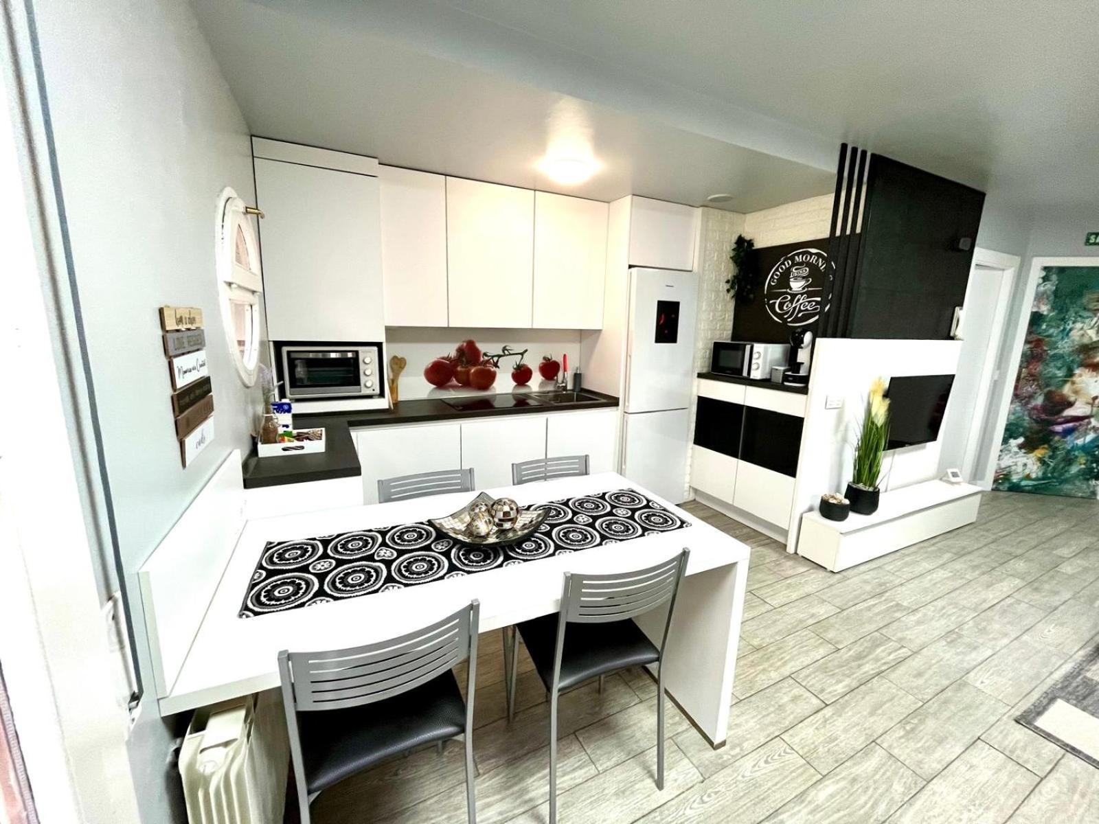 L&D -Parking Incluido- Apartman Tudela Kültér fotó